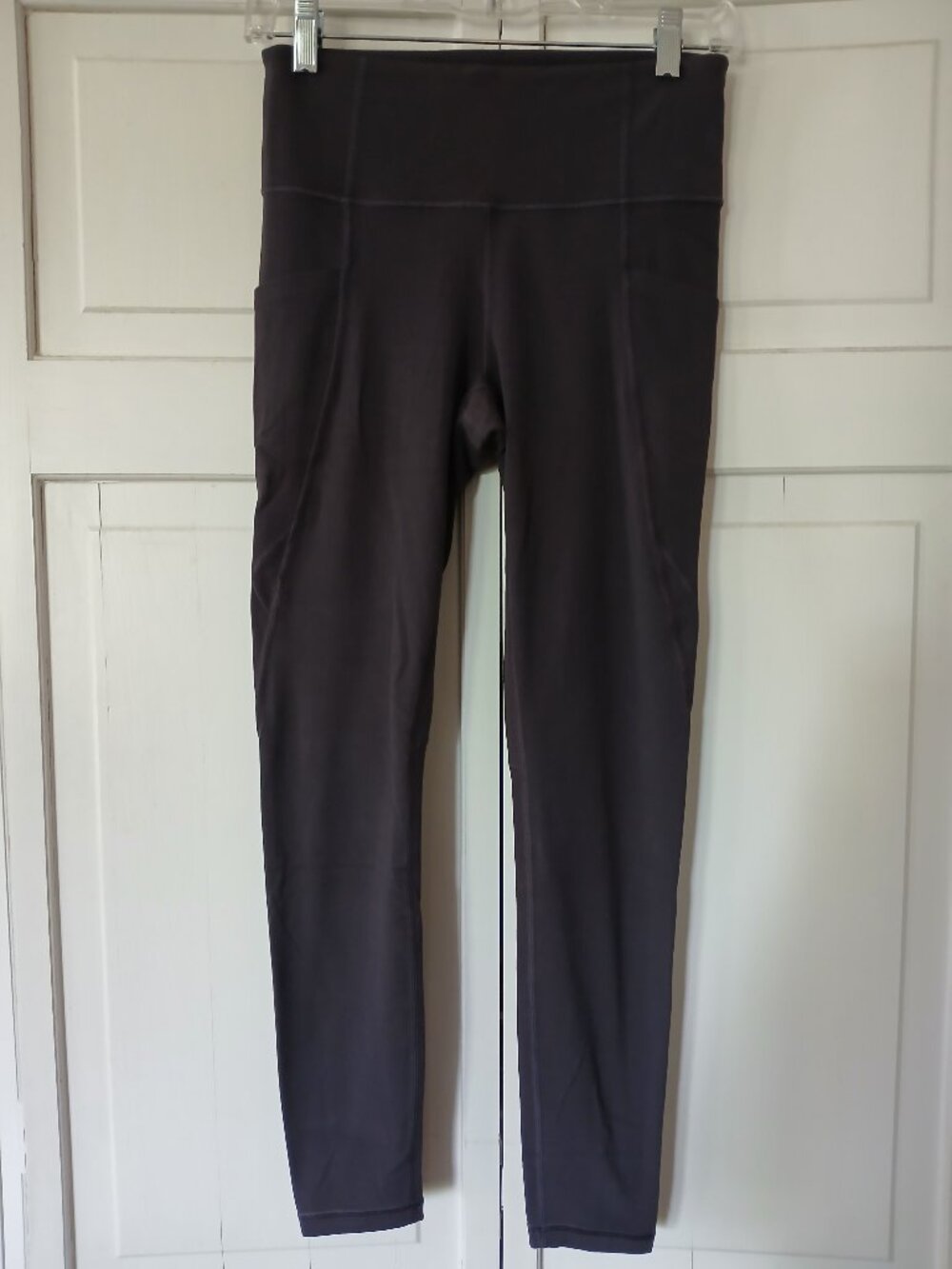 Athleta Stash Pocket Salutation Leggings - grey - small